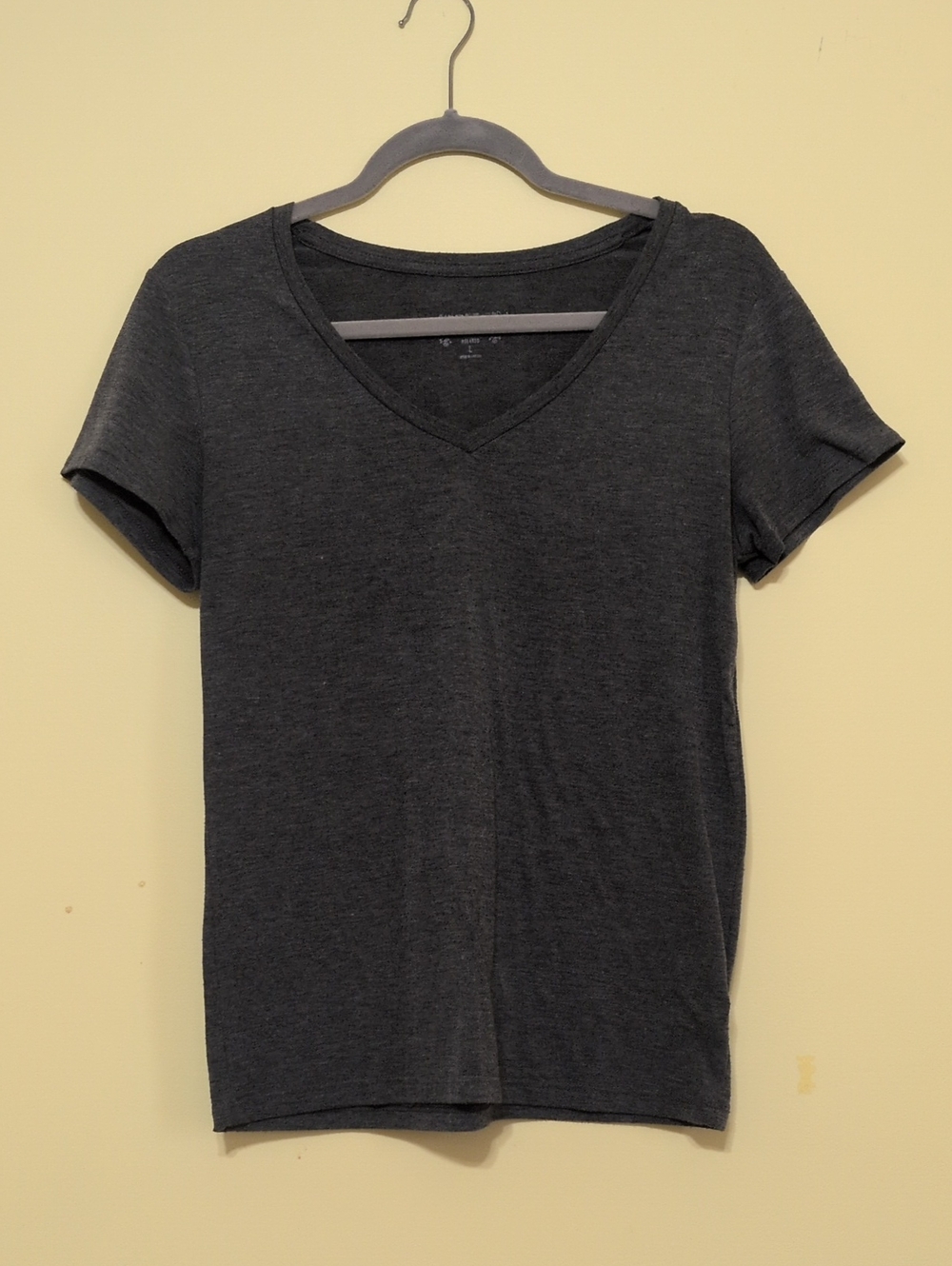 Mudd Charcoal Short-Sleeve V-Neck Tee